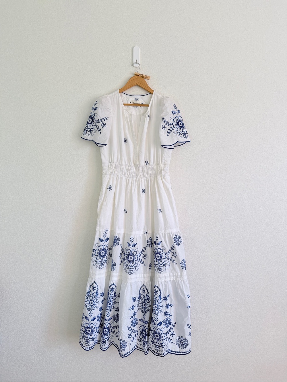 Anthropologie Somerset maxi dress White and blue embroidery eyelet size medium - Picture 3 of 16
